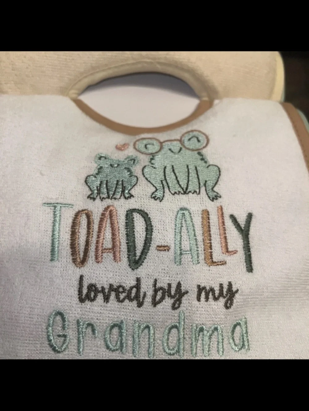 Neat Solutions New Neutral Infant Baby Bibs 2-4pk Grandma 1-5 Pk Newborn